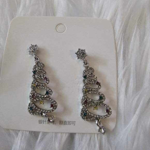 Holiday Christmas Tree Earrings Silver NWT - Picture 6 of 6